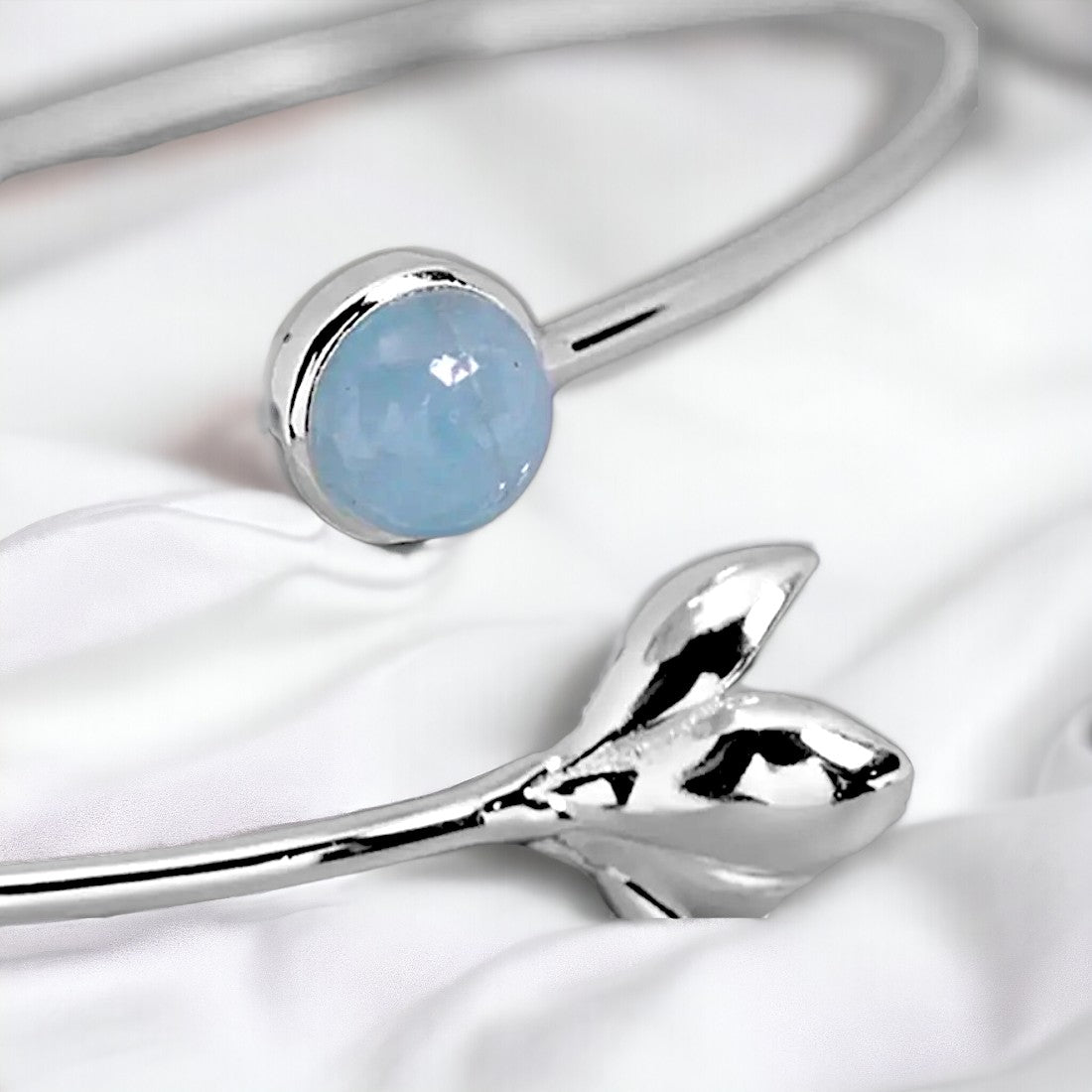 Stone Stud Flower Bracelet For Women & Girls