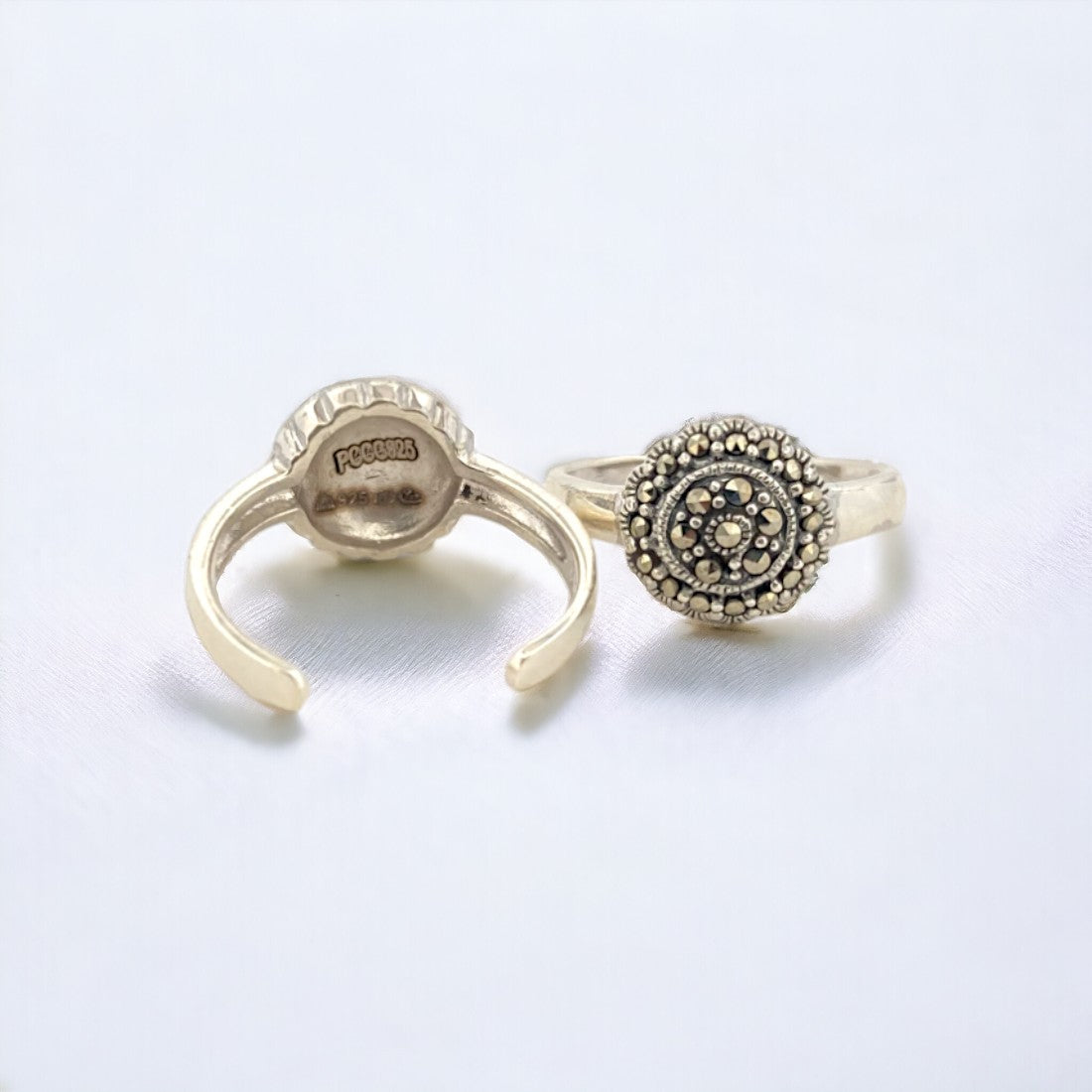 Flower Stud Toe Ring