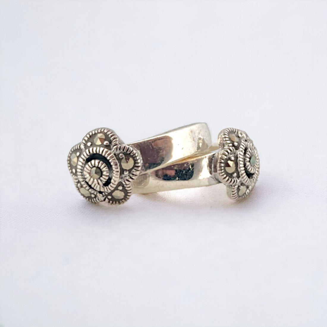 Spiral Flower Motif Toe Ring