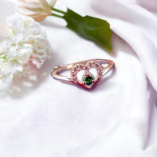 HEART WITH GREEN STONE RING