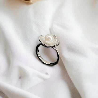 Pearl In Flower Ring