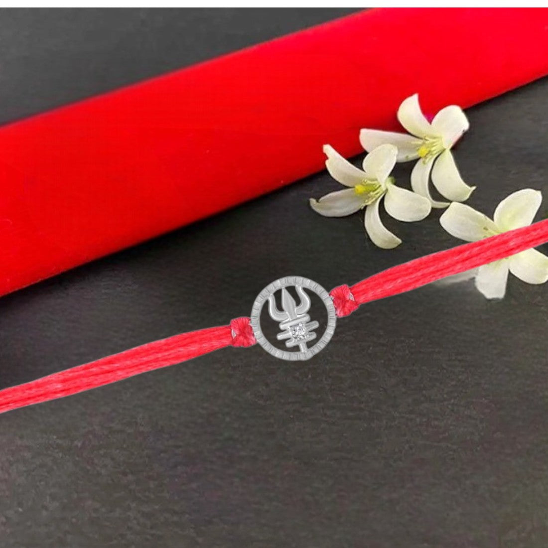 Three Spears Rakhi