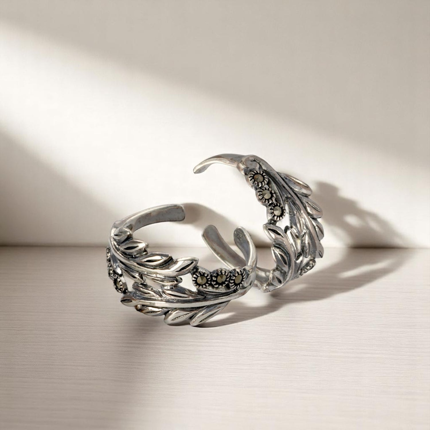 Sterling Silver Moon Tarnish Oxidized Leaf Toe ring for Women and Girls