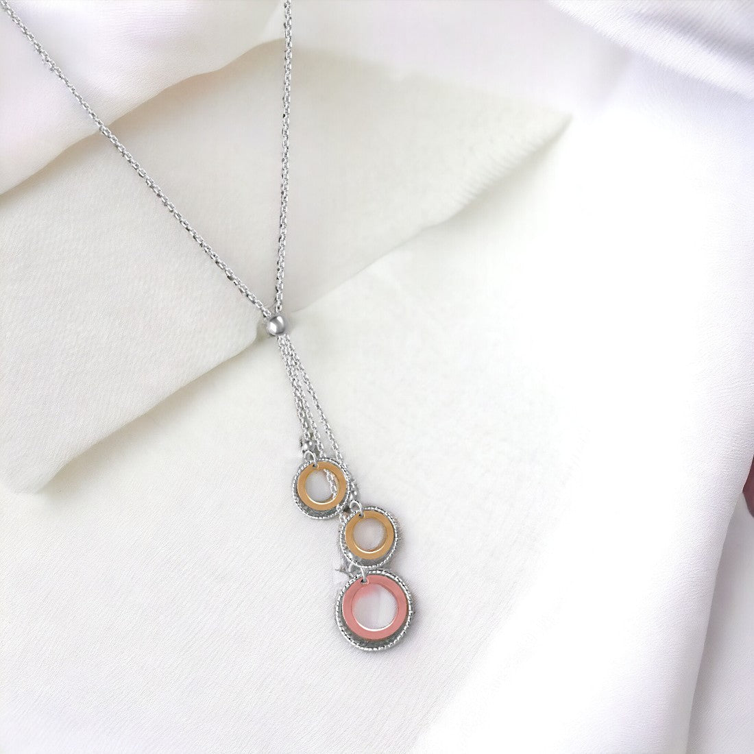 Round Layered Chain Pendant